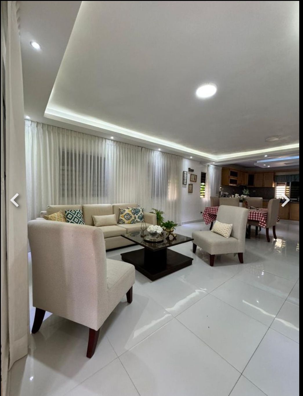 Se vende Amplia Casa en Santo Domingo Este Autopista de San Isidro  Foto 7256001-6.jpg