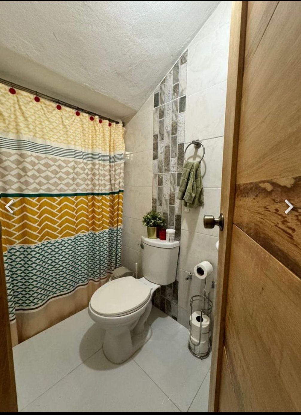 Se vende Amplia Casa en Santo Domingo Este Autopista de San Isidro  Foto 7256001-8.jpg