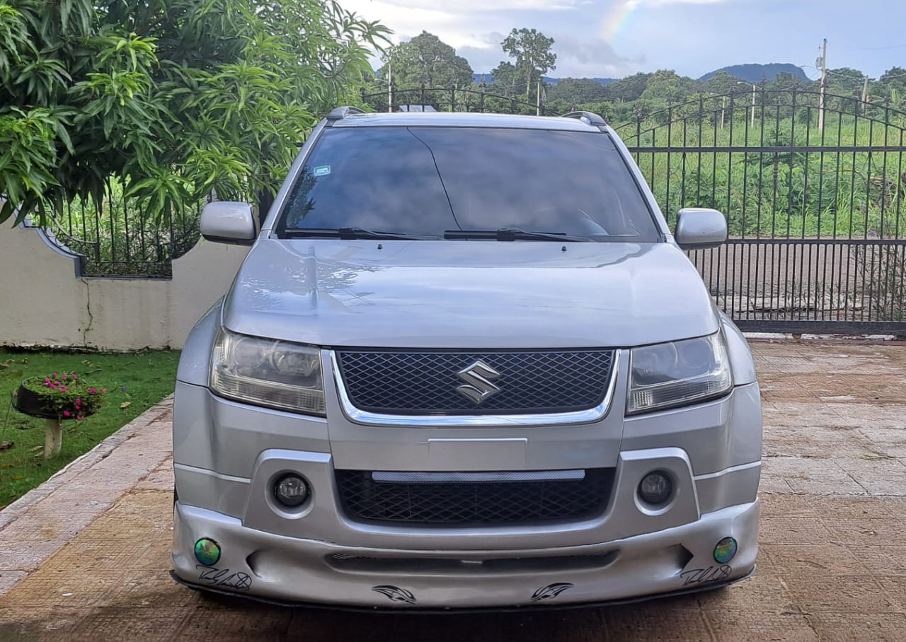 SUZUKI GRAND VITARA en Hermanas Mirabal Foto 7256063-7.jpg