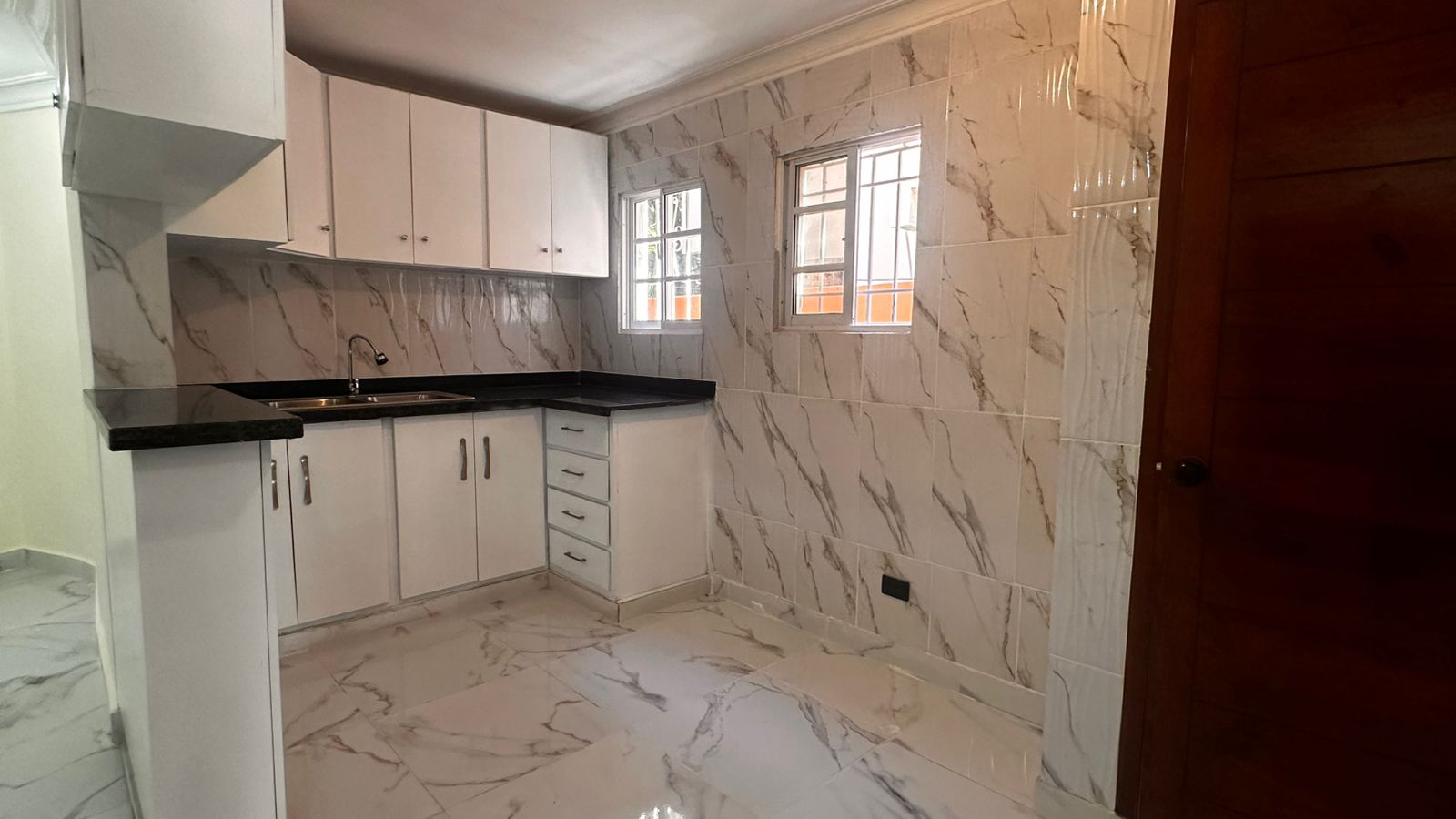 Casa en Venta en Lucerna Santo Domingo Este Foto 7256153-5.jpg