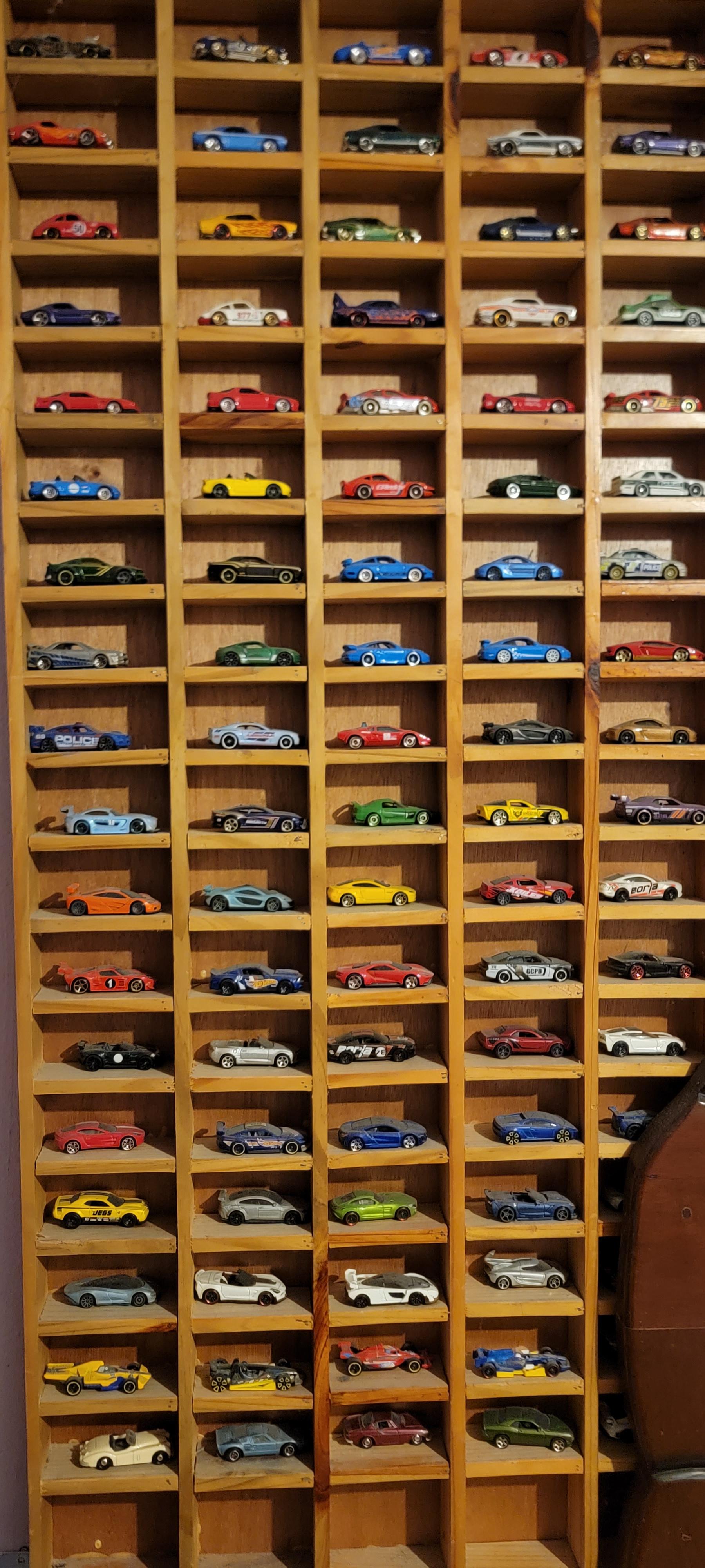 Colección de coches Hot wheels  Foto 7256231-11.jpg