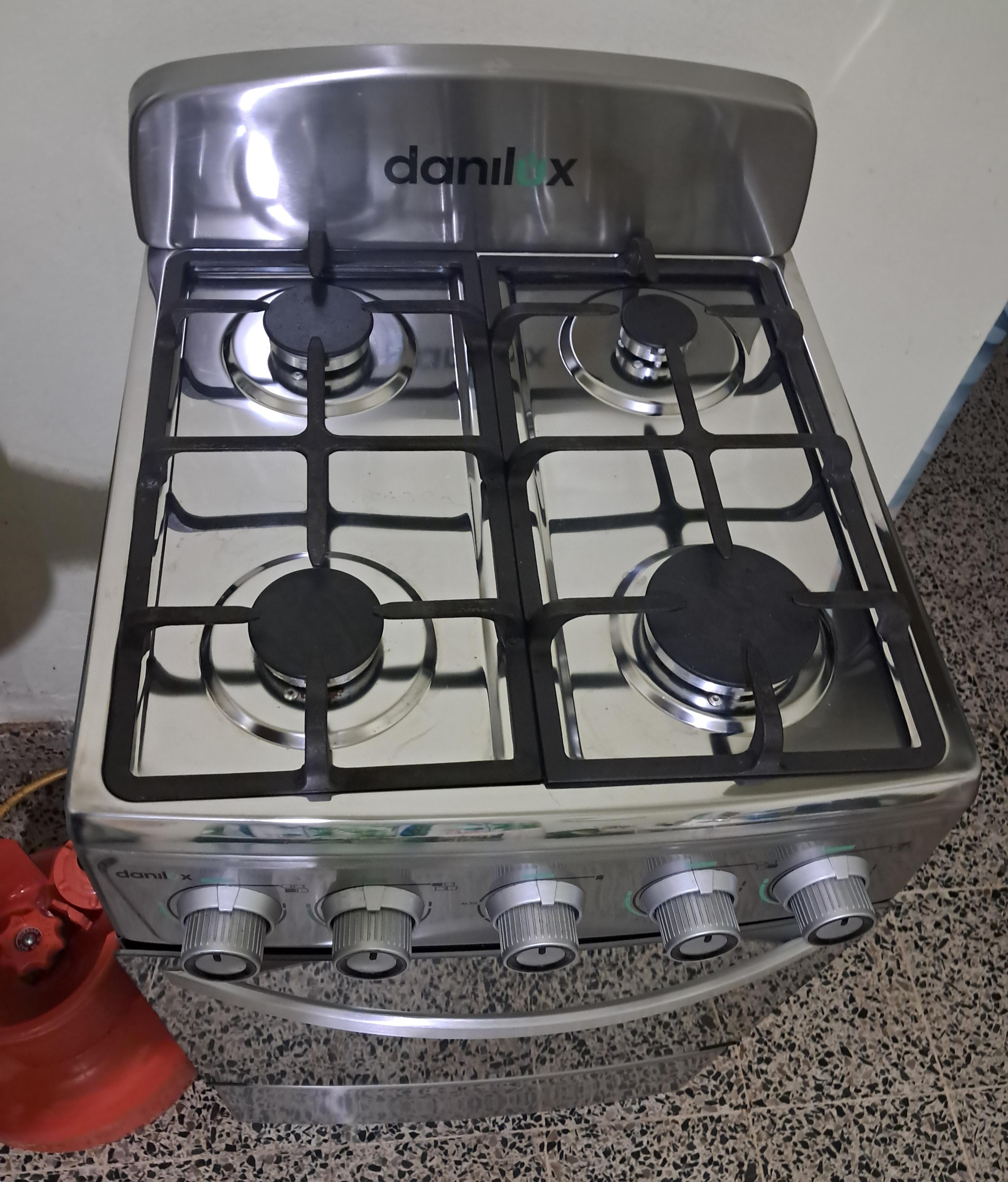 Estufa 4 quemadores como nueva en Santo Domingo Este Foto 7256233-4.jpg