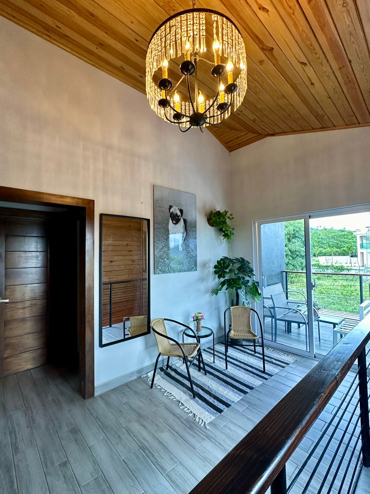 Casa con Vistas a la Ciudad y a las Montañas en Jarabacoa Foto 7256238-2.jpg