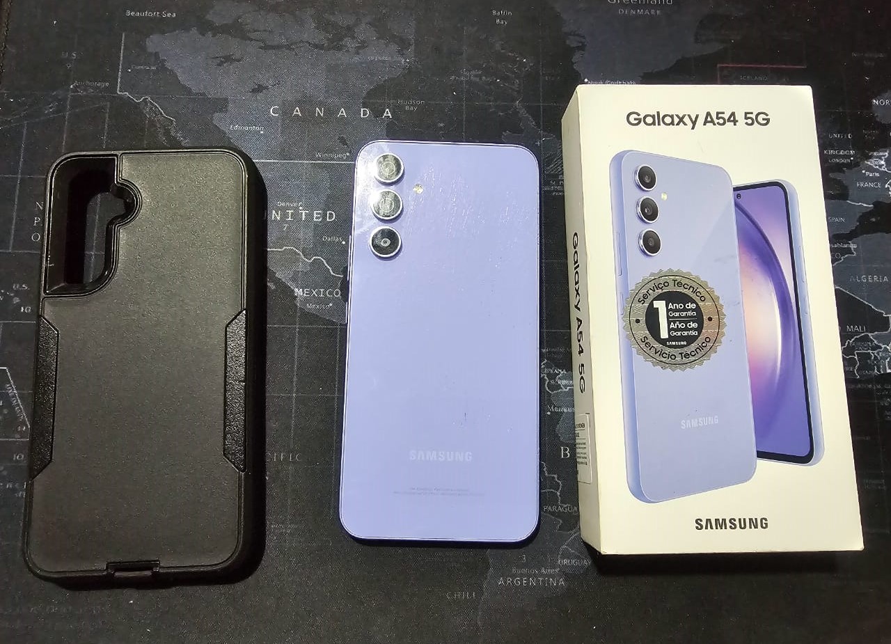 SAMSUNG A54 5G DE 128GB SEMI NUEVO CON CAJA CABLE Y COVER. Foto 7256240-3.jpg