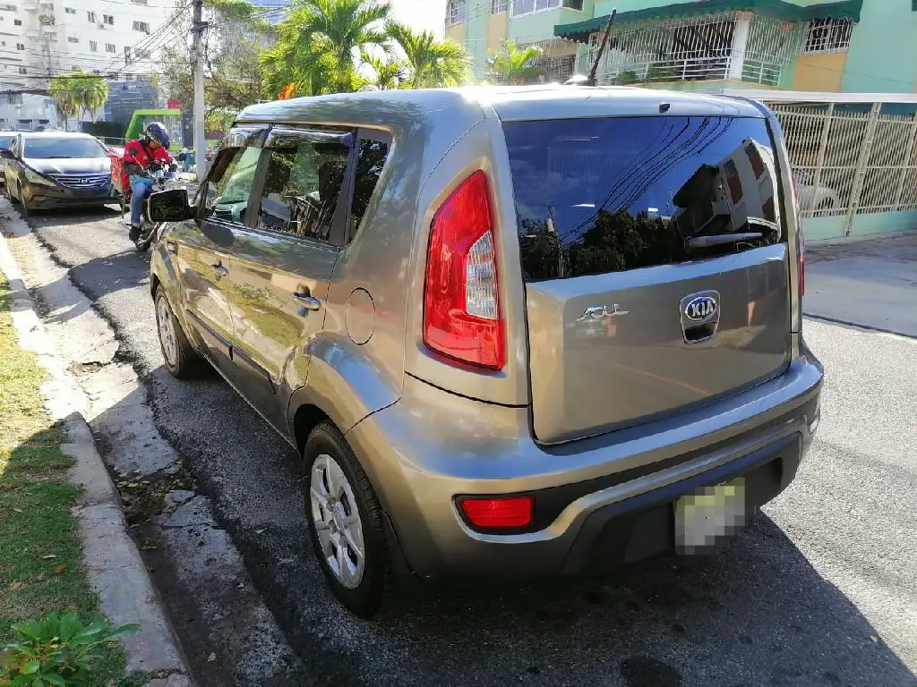 VENDO KIA SOUL 2013 8298651242 Foto 7256305-7.jpg