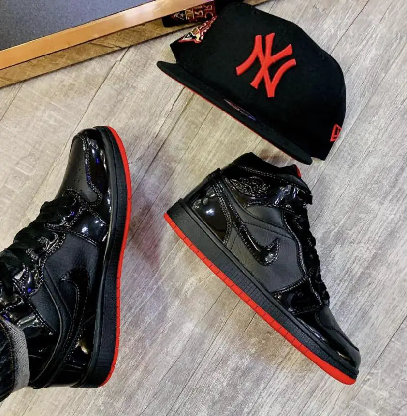 Tenis Teni Nike Air Jordan Retro One 1 Uno Black Red 2K25 Foto 7256350-1.jpg