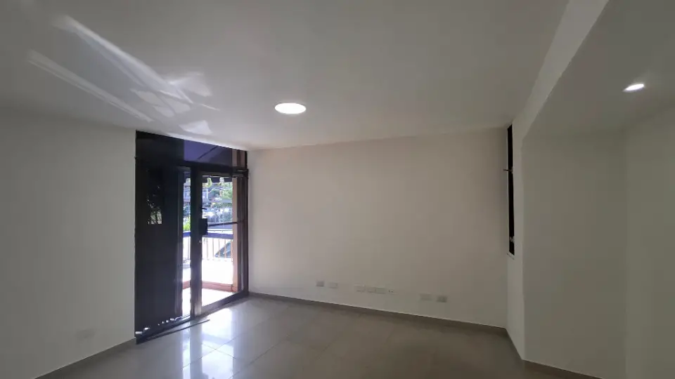 Alquilo Local Comercial de 45mts2 en Gazcue Santo Domingo Foto 7256402-1.jpg