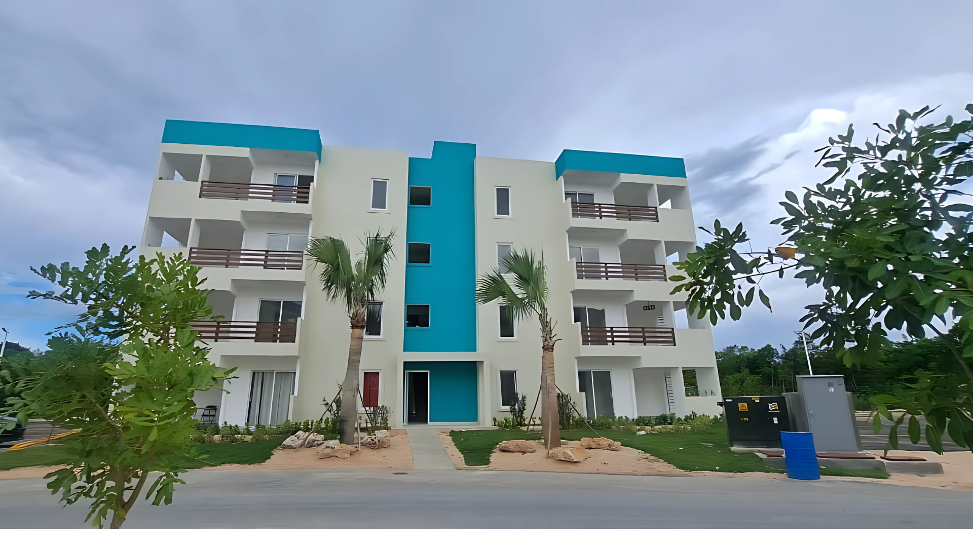 Apartamento de 2 habitaciones con aires acondicionados y cocina equipa Foto 7256432-2.jpg