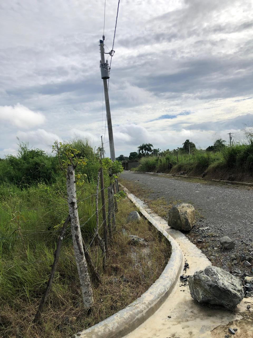 tu terreno en una zona en constante desarrollo Foto 7256459-2.jpg
