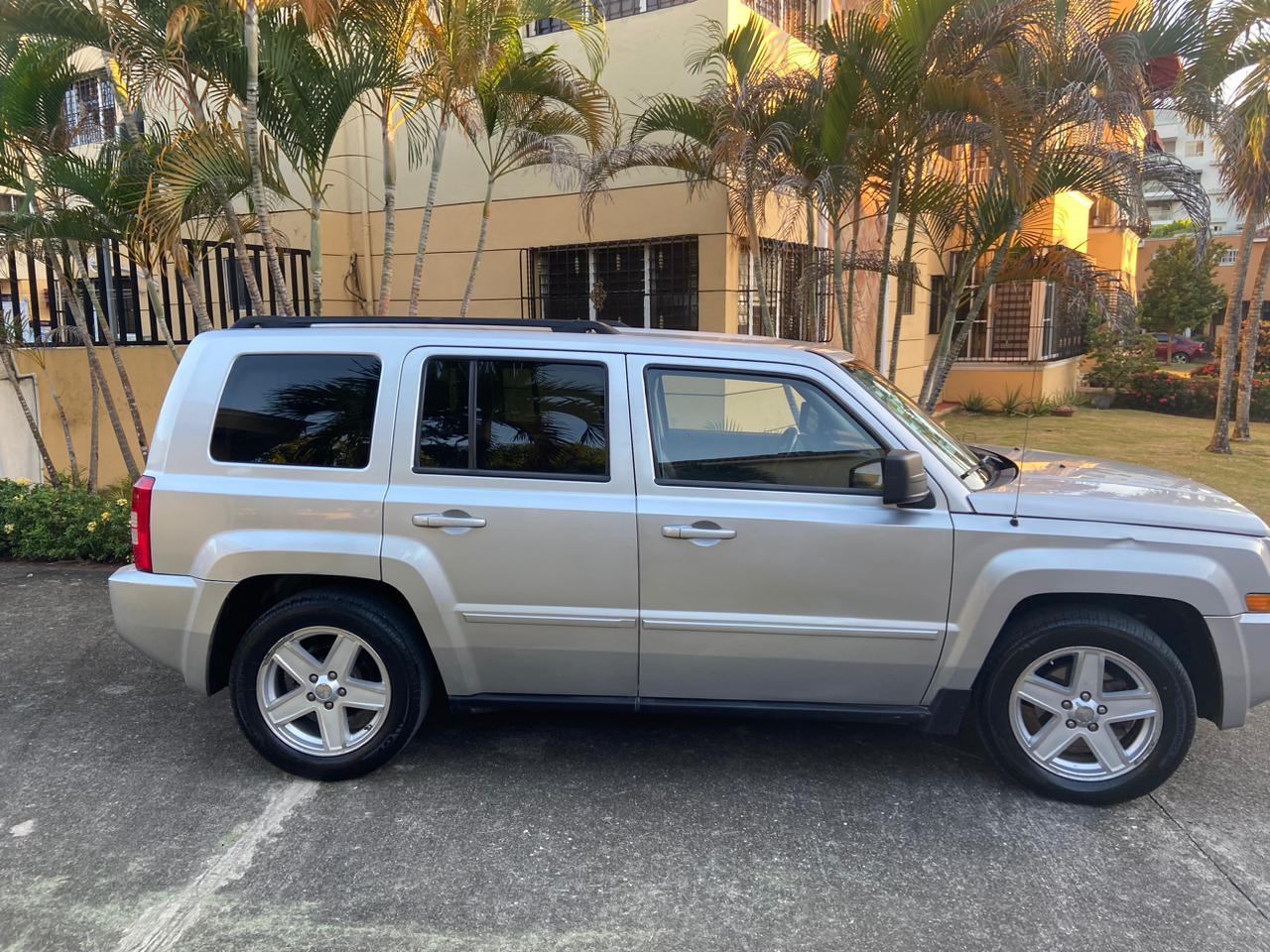 Jeep Patriot 2004 Foto 7256538-6.jpg