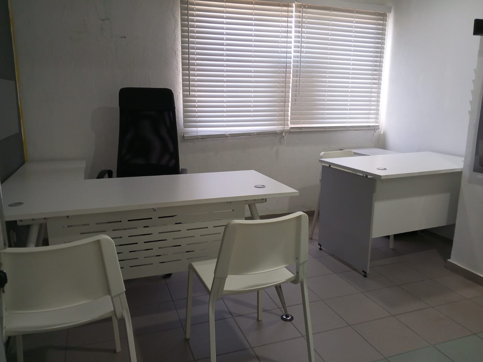 Oficinas Privadas para el trabajo profesional en Armando Coworking! Foto 7256721-2.jpg