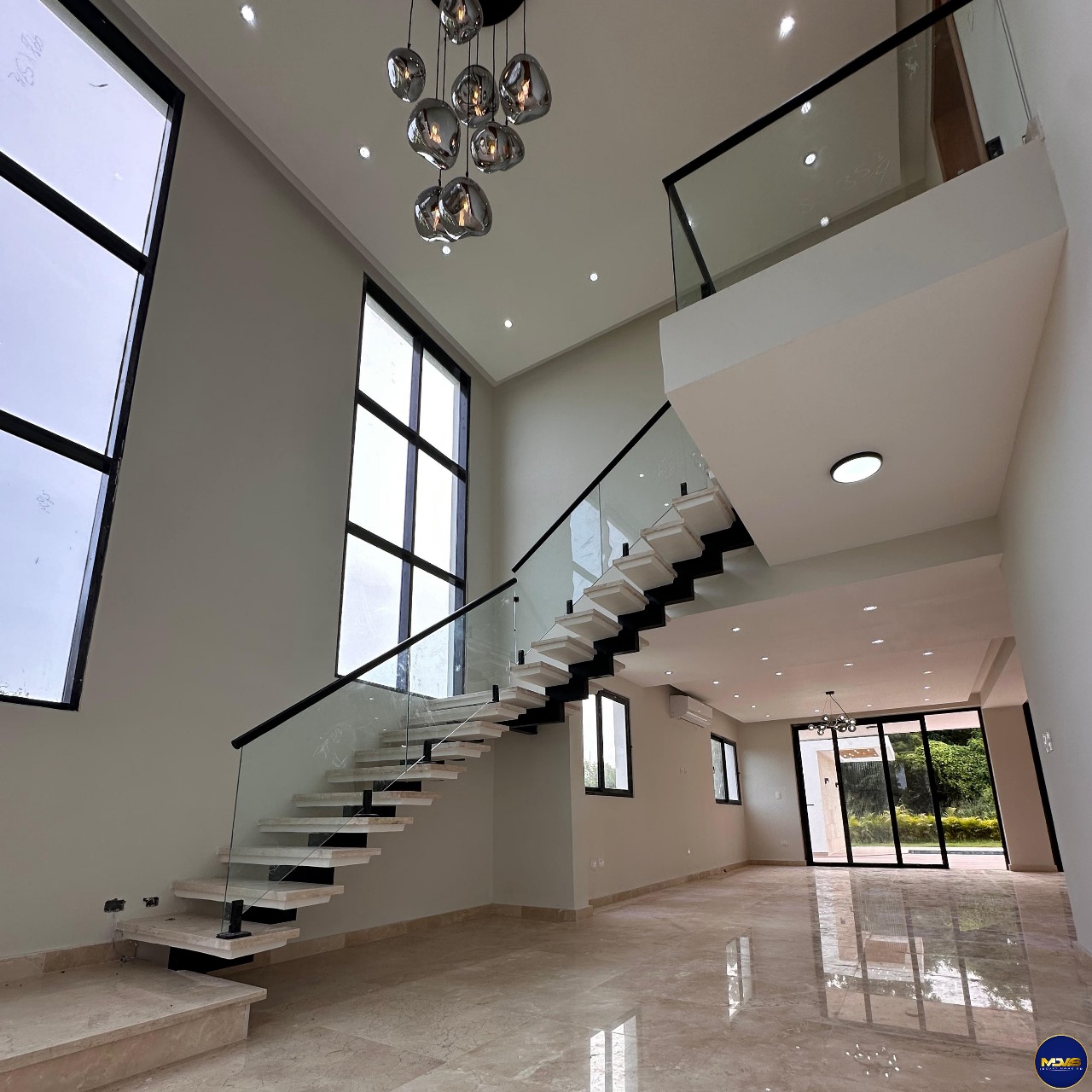SE VENDE VILLA UBICADA EN PLAYA NUEVA ROMANA Foto 7256776-3.jpg