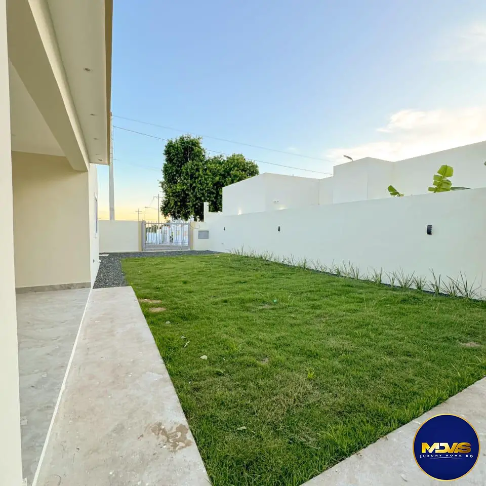 SE VENDE CASA NUEVA A ESTRENAR EN LA ROMANA  Foto 7256780-14.jpg