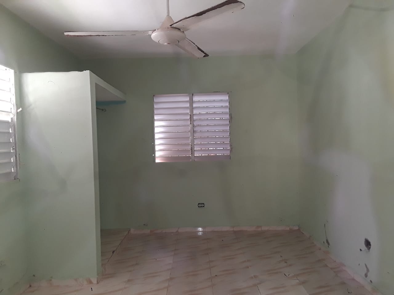Casa en VENTA a 3 Esquinas del MALECÓN en Samaná Sector Santa Barbara  Foto 7256822-5.jpg