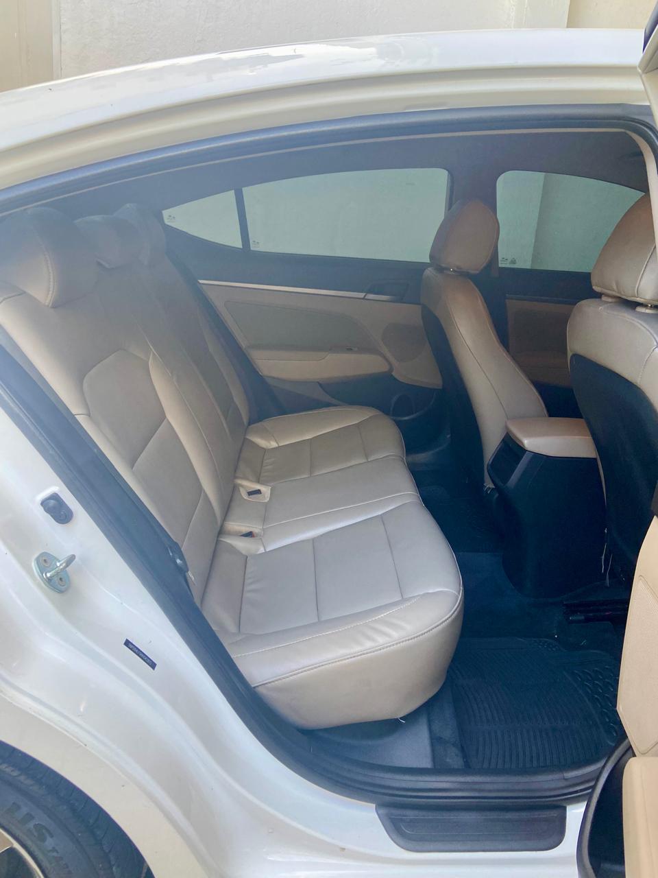 SE VENDE! Hyundai Elantra SE 2017 - Versión Americana Foto 7256827-6.jpg
