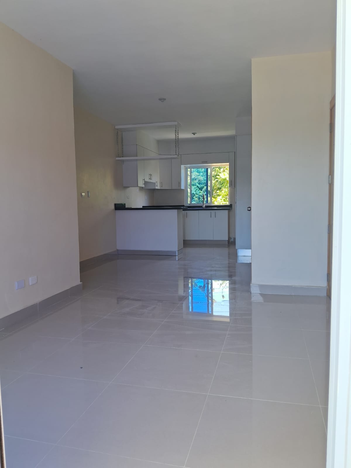 SE VENDE APARTAMENTO EN EL ALMIRANTE SANTO DOMINGO ESTE Foto 7256838-4.jpg