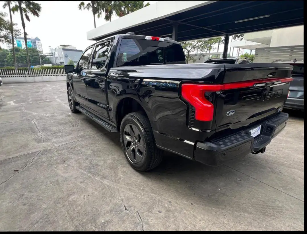 Ford-F150 platinum electrica Foto 7257060-2.jpg