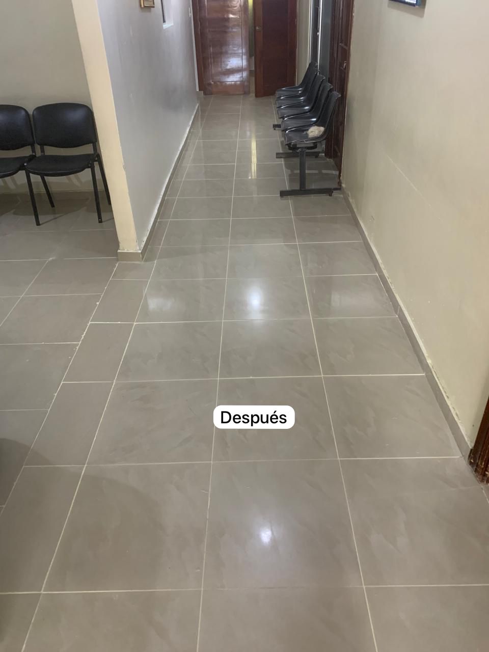 limpieza profunda del piso  lavado encerado Blanqueamiento de juntas   Foto 7257172-6.jpg