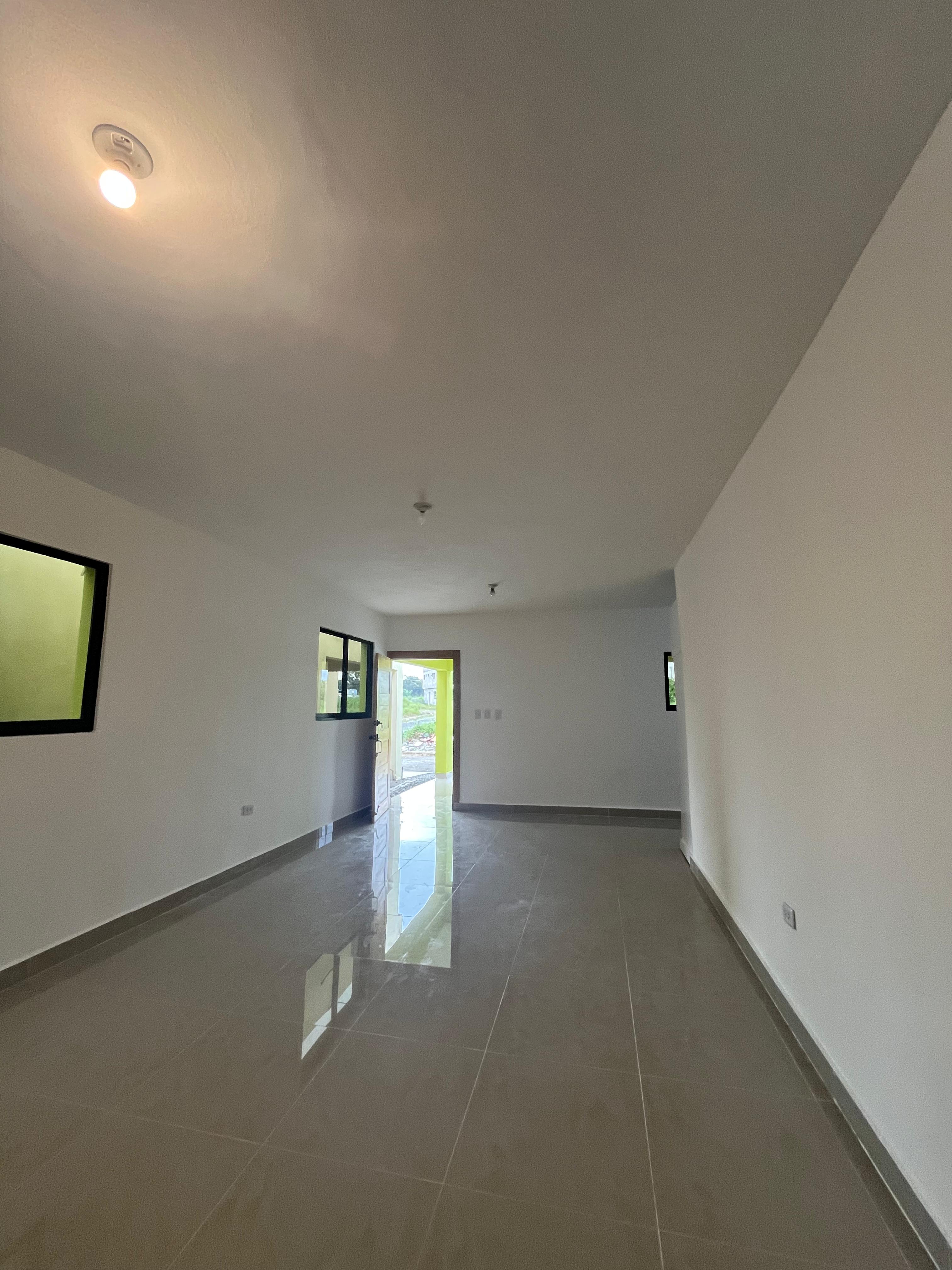 VENTA DE UNA ESPLENDIDA CASA EN RESIDENCIAL EN PRECIO FAVORABLE EN RD. Foto 7257341-4.jpg