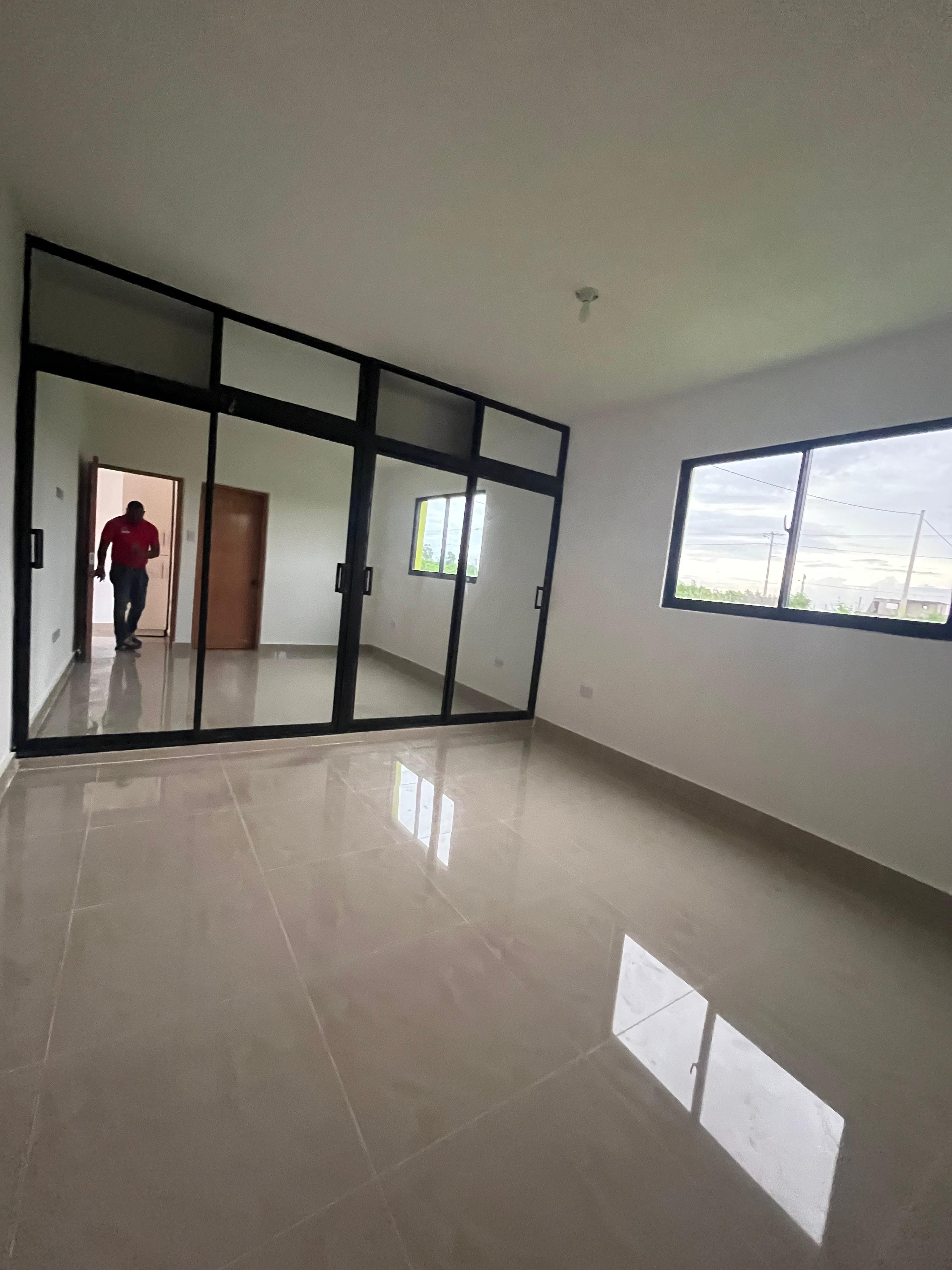 VENTA DE UNA ESPLENDIDA CASA EN RESIDENCIAL EN PRECIO FAVORABLE EN RD. Foto 7257341-6.jpg