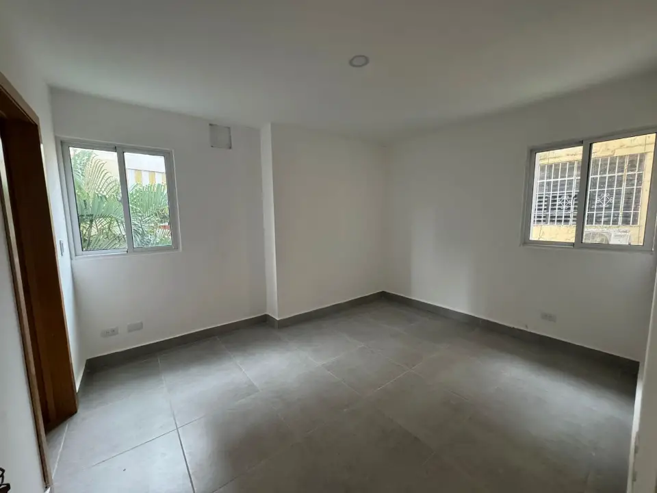 Alquilo Apartamento de 60 mts2 en Bella Vista Santo Domingo Foto 7257352-2.jpg