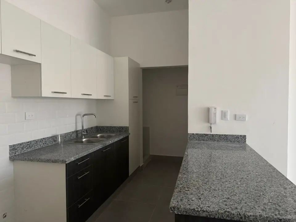 Alquilo Apartamento de 60 mts2 en Bella Vista Santo Domingo Foto 7257352-4.jpg