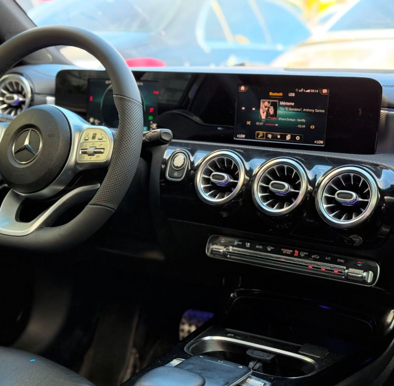 Mercedes Benz A220 2020 AMG Sport Package Foto 7257411-5.jpg