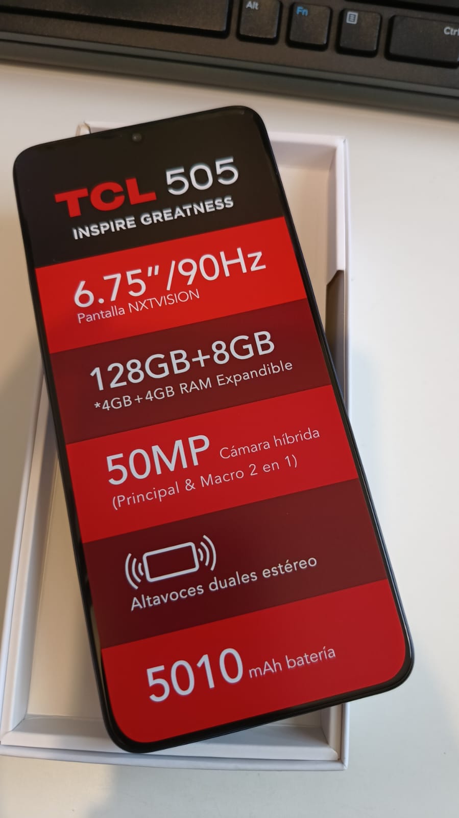 Vendo celular Tcl 505 Foto 7257458-2.jpg