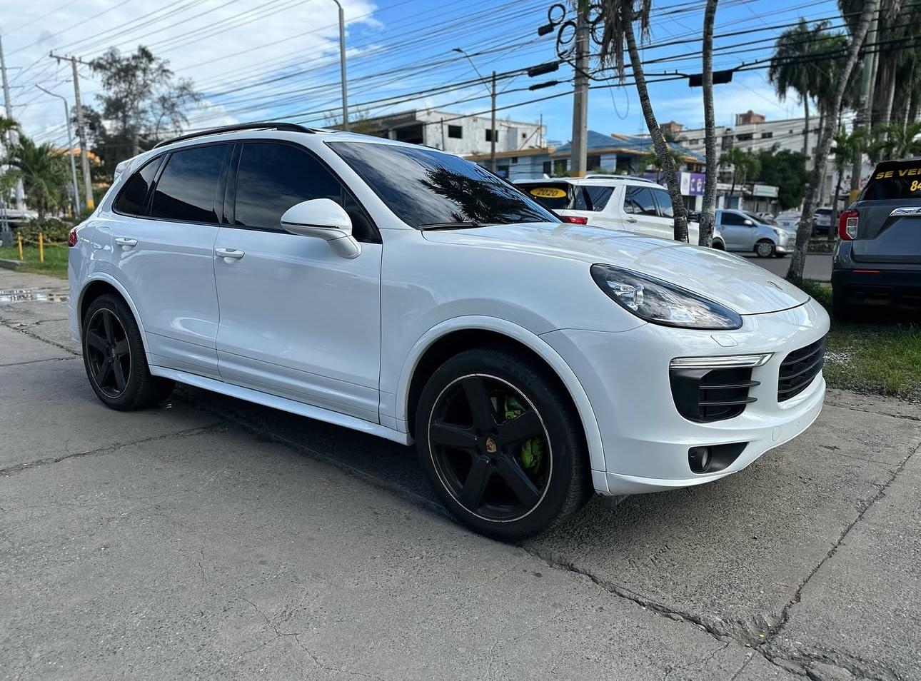 Porsche Cayenne 2017 Foto 7257496-5.jpg