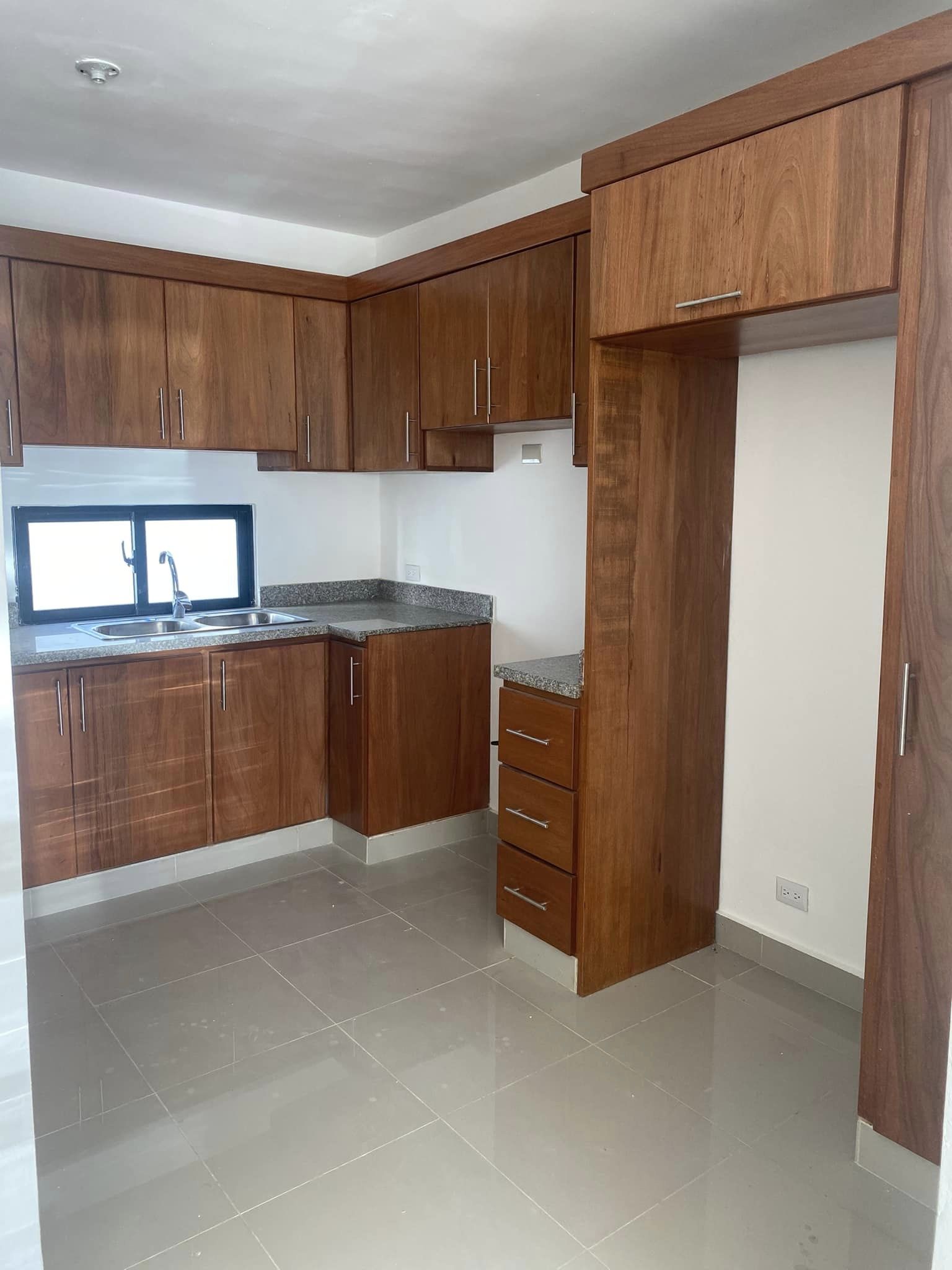VPI-V 2025-0002 Rento Apartamento Los Álamos Santiago República Domini Foto 7257503-2.jpg