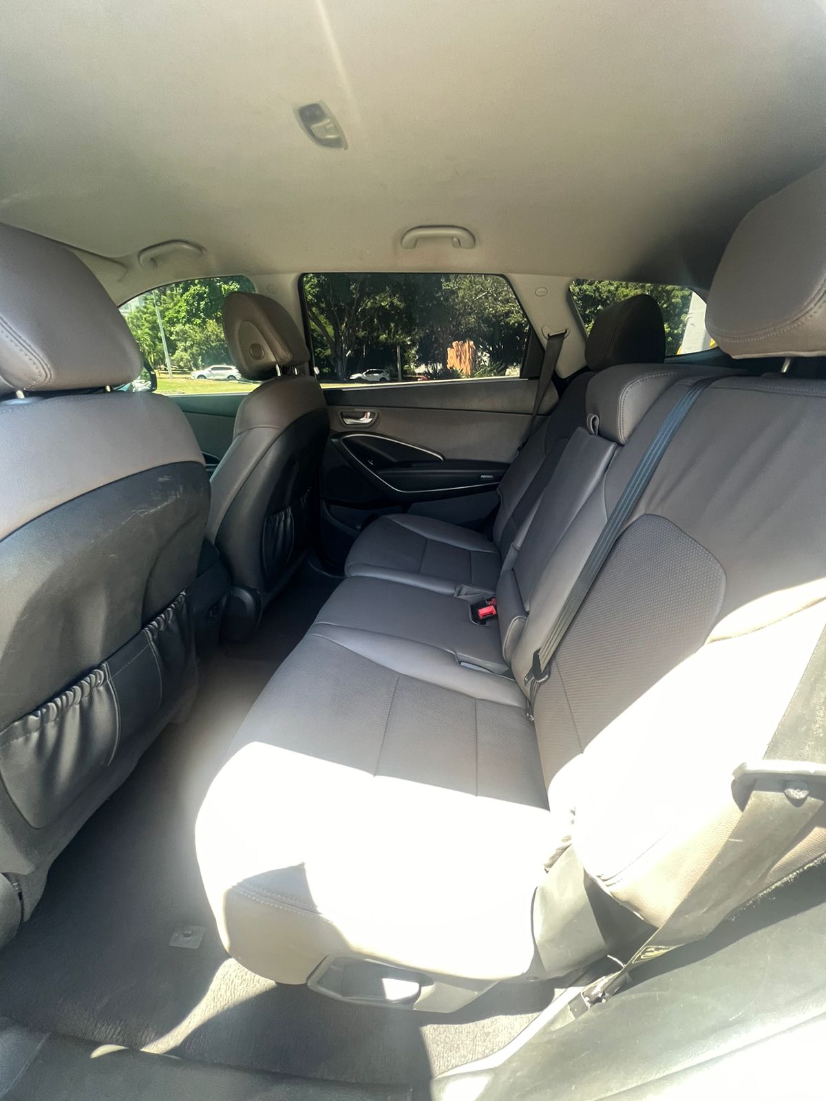 Hyundai Grand  Santa Fe XL FWD 2015 3 fila impecable Foto 7257526-8.jpg