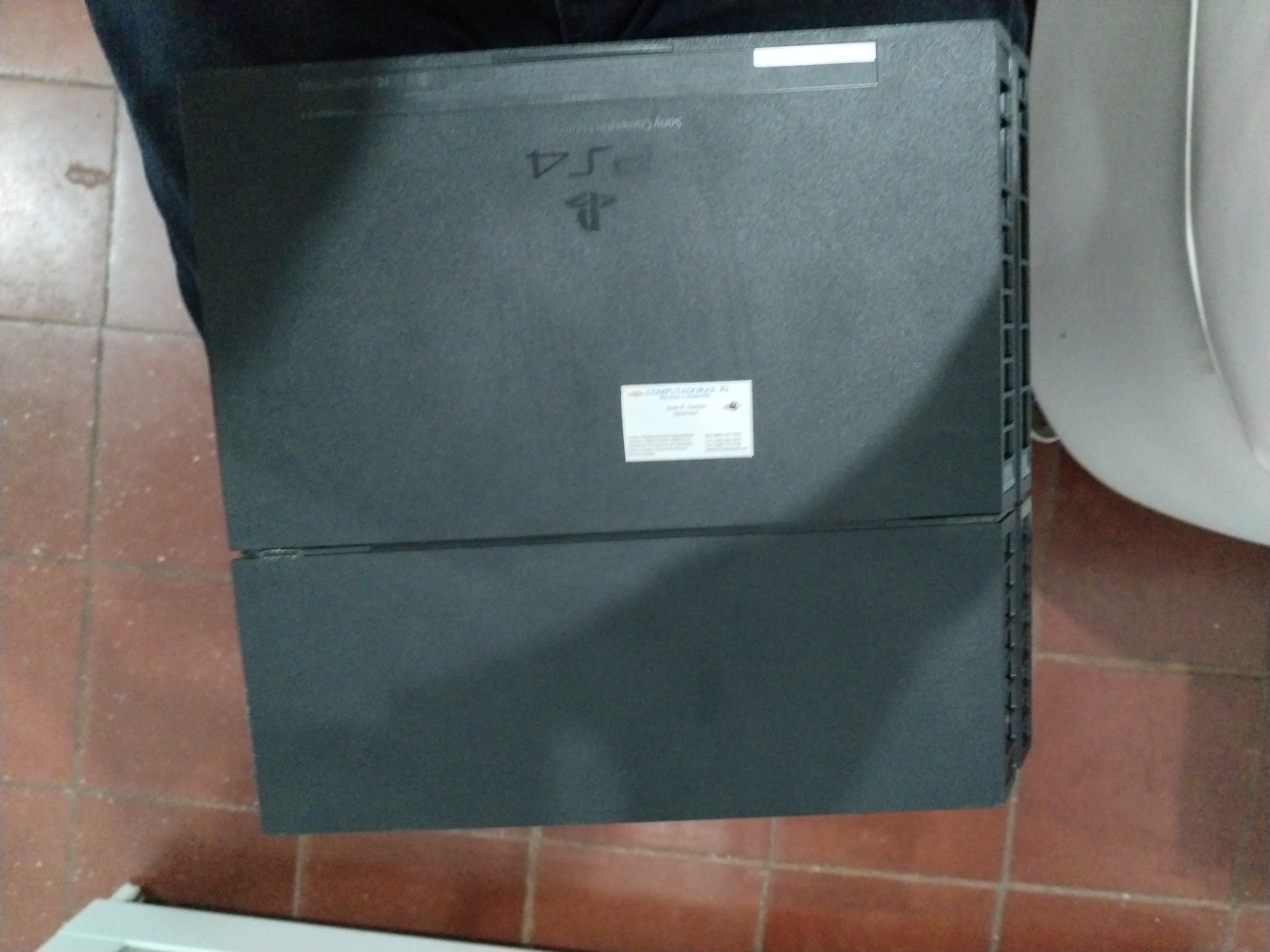Vendo PlayStation 4 nítido 100 Foto 7257563-3.jpg