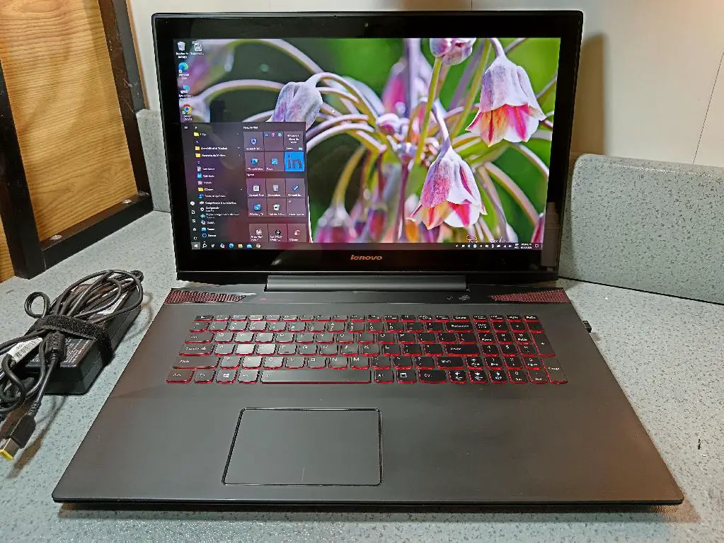 Laptop GAMER Lenovo Y70 touch i7 500gb ssd 16GB 4gb GeForce GTX 96 Foto 7257609-2.jpg
