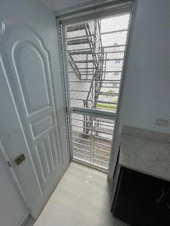 Apartamento en sector SDE - San isidro 3 habitaciones 1 parqueos Foto 7257679-2.jpg