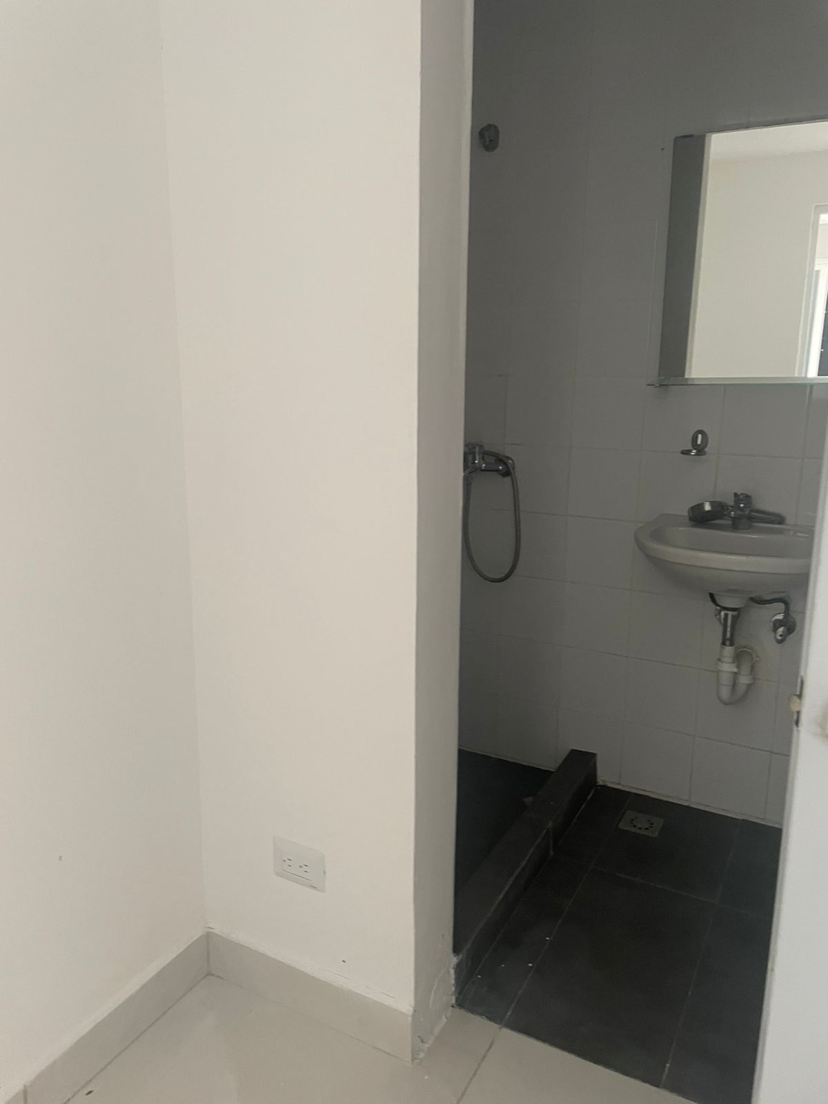 Apartamento en alquiler en la Av. Jacobo Majluta 3 habitaciones Foto 7257745-5.jpg