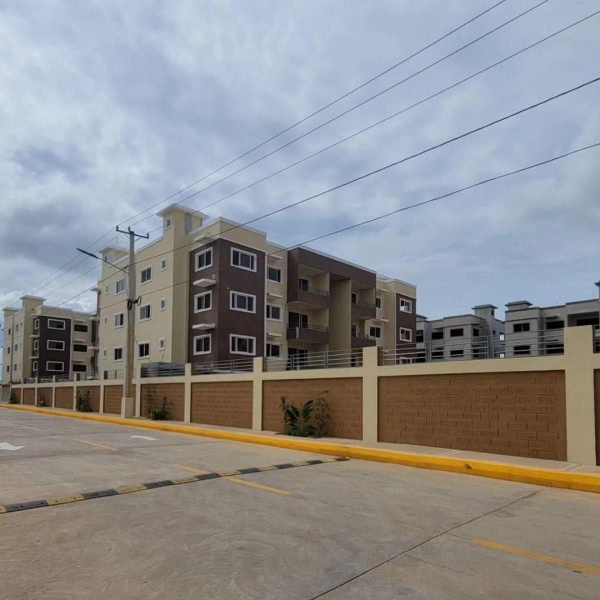  Alquiler en el  Res. Colinas del Bosque 4ta planta con terraza privad Foto 7257782-10.jpg