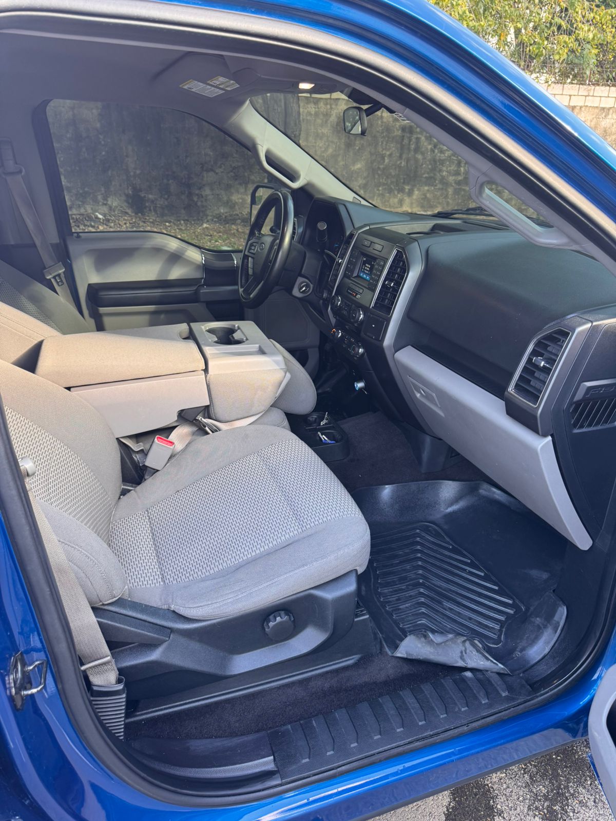 Ford F-150 XLT 2017 4X4 Gas y Gasolina  Foto 7257922-7.jpg