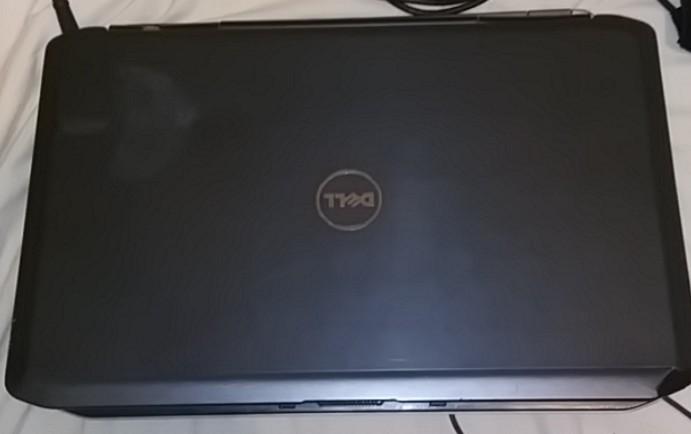 Laptop Dell i3 2.40GHz 4GB Memoria 500GB Disco Windows 10 Office  Foto 7258011-1.jpg
