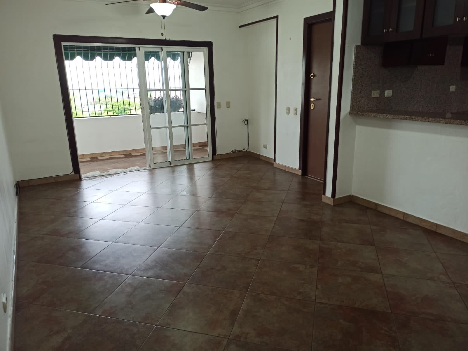 HERMOSO APARTAMENTOS DE 3 BAÑOS 3 HABITACIONES !!! Foto 7258067-1.jpg