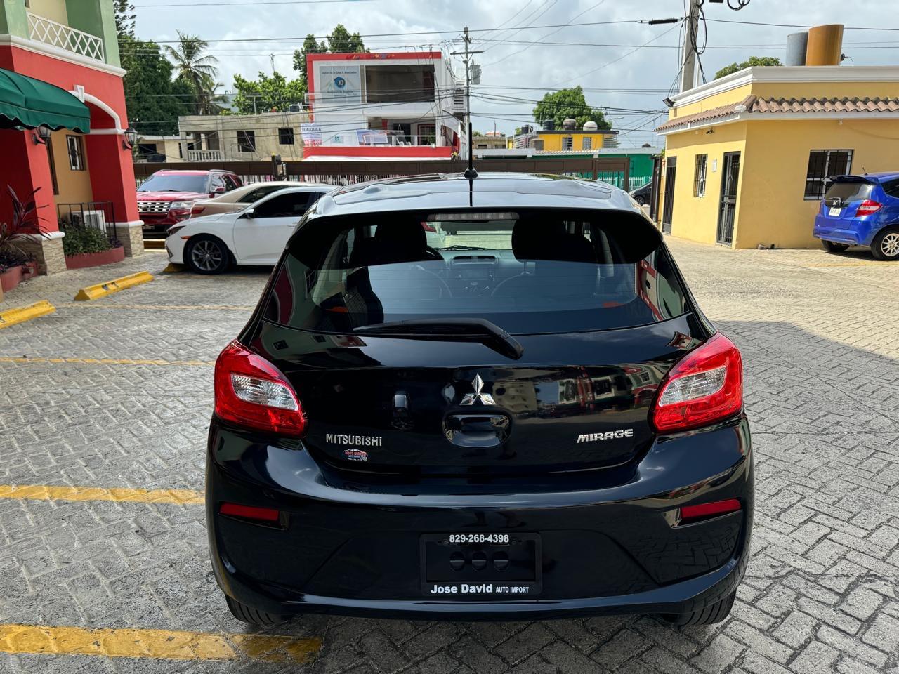 Mitsubishi mirage  Foto 7258080-14.jpg