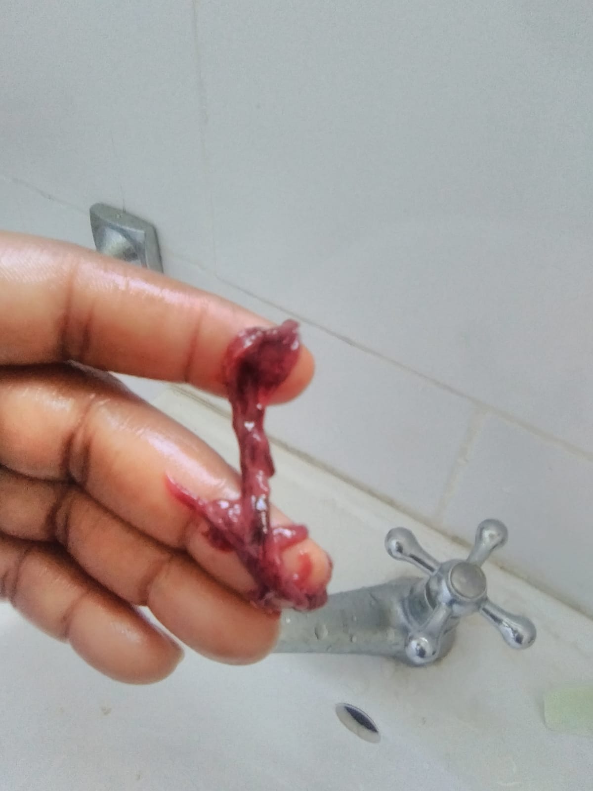 MIREN LO QUE EXPULSAN LAS QUE SE TOMAN MIS BOTELLAS Foto 7258122-5.jpg