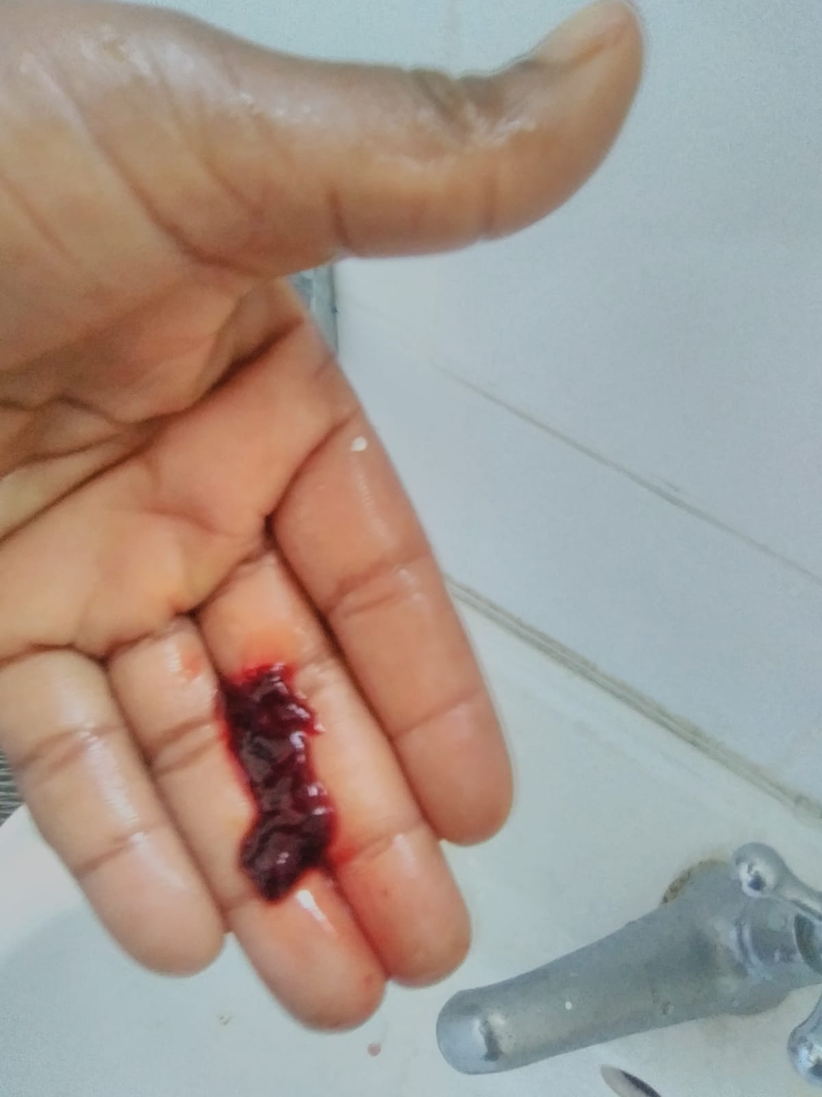 MIREN LO QUE EXPULSAN LAS QUE SE TOMAN MIS BOTELLAS Foto 7258122-6.jpg