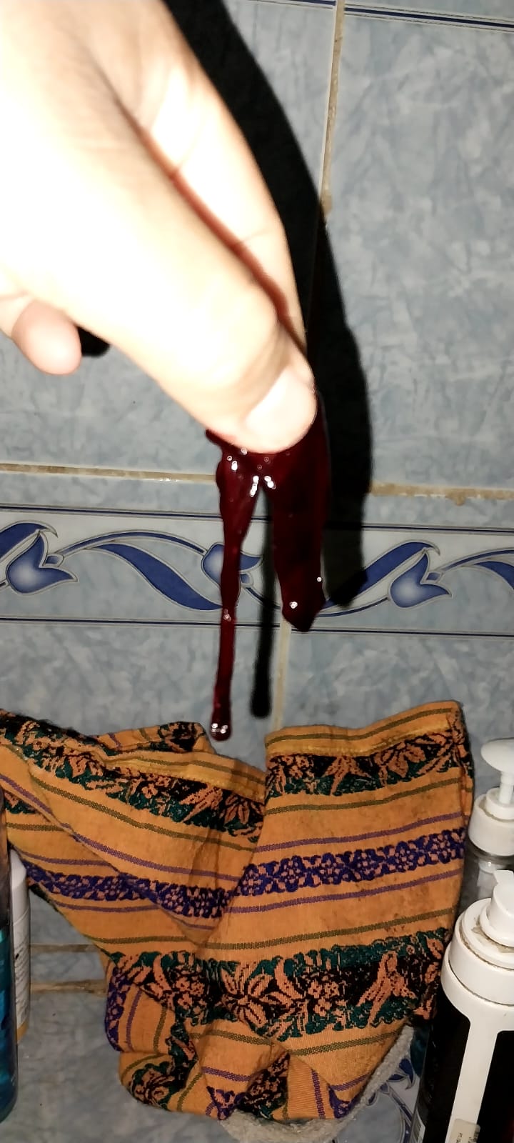 MIREN LO QUE EXPULSAN LAS QUE SE TOMAN MIS BOTELLAS Foto 7258122-7.jpg