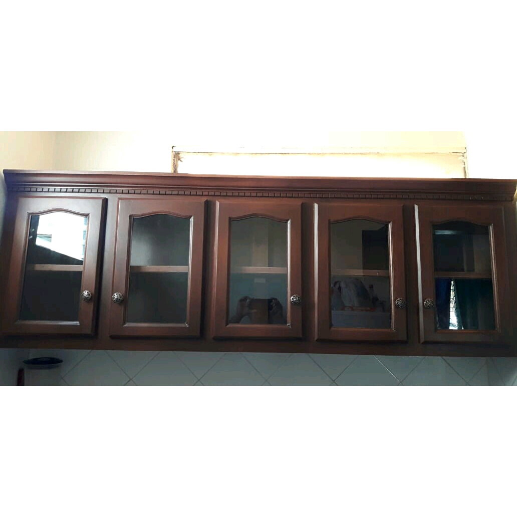 Gabinetes de cinco puertas  Foto 7258157-2.jpg