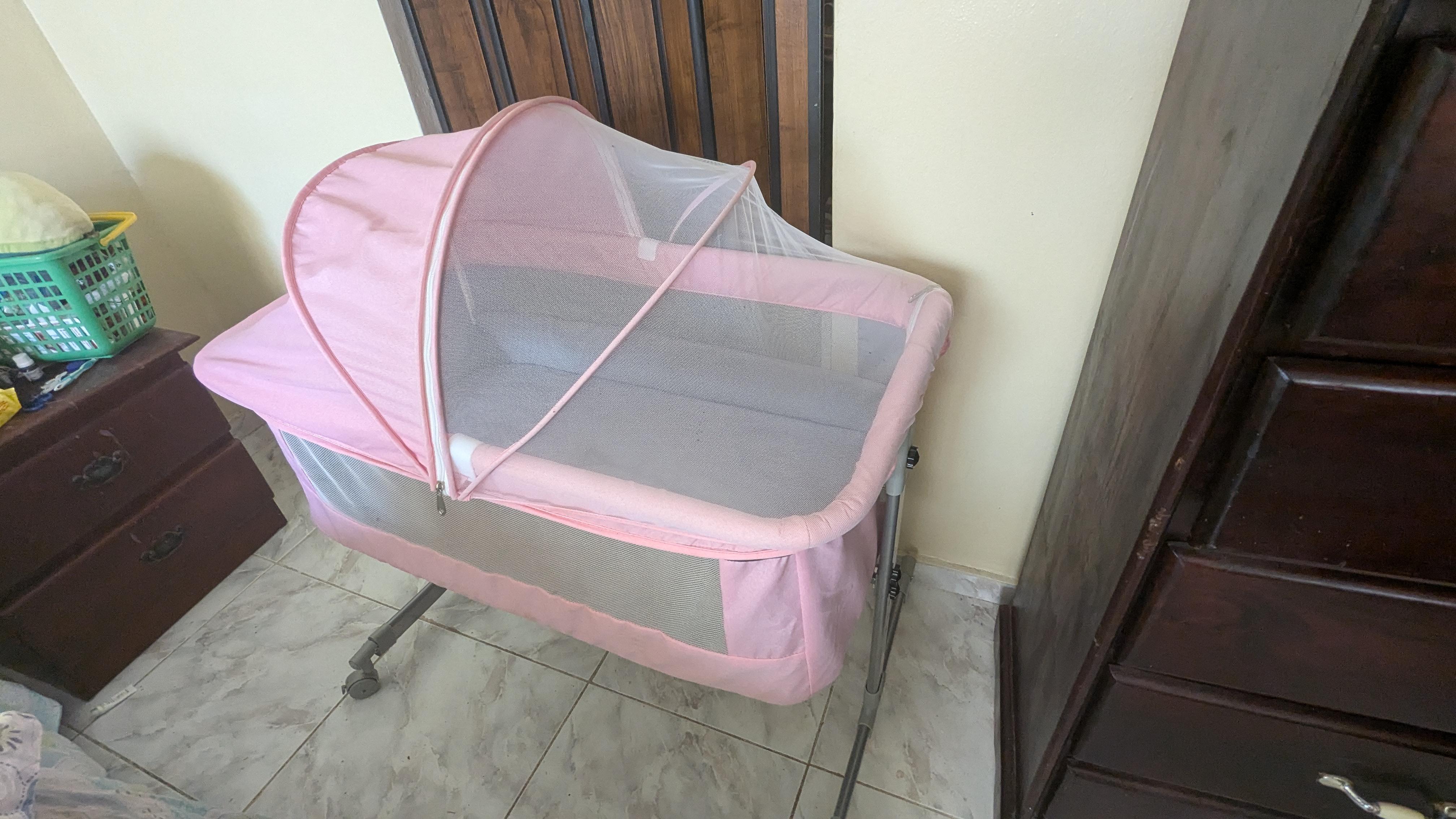 Se vende Cuna Colecho Bebe Cama Corral Ruedas Mosquitero Foto 7258213-3.jpg