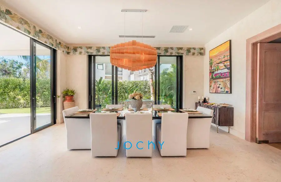 Jochy Real Estate vende villa en PuntaCana Resort  Club R.D Foto 7258225-4.jpg