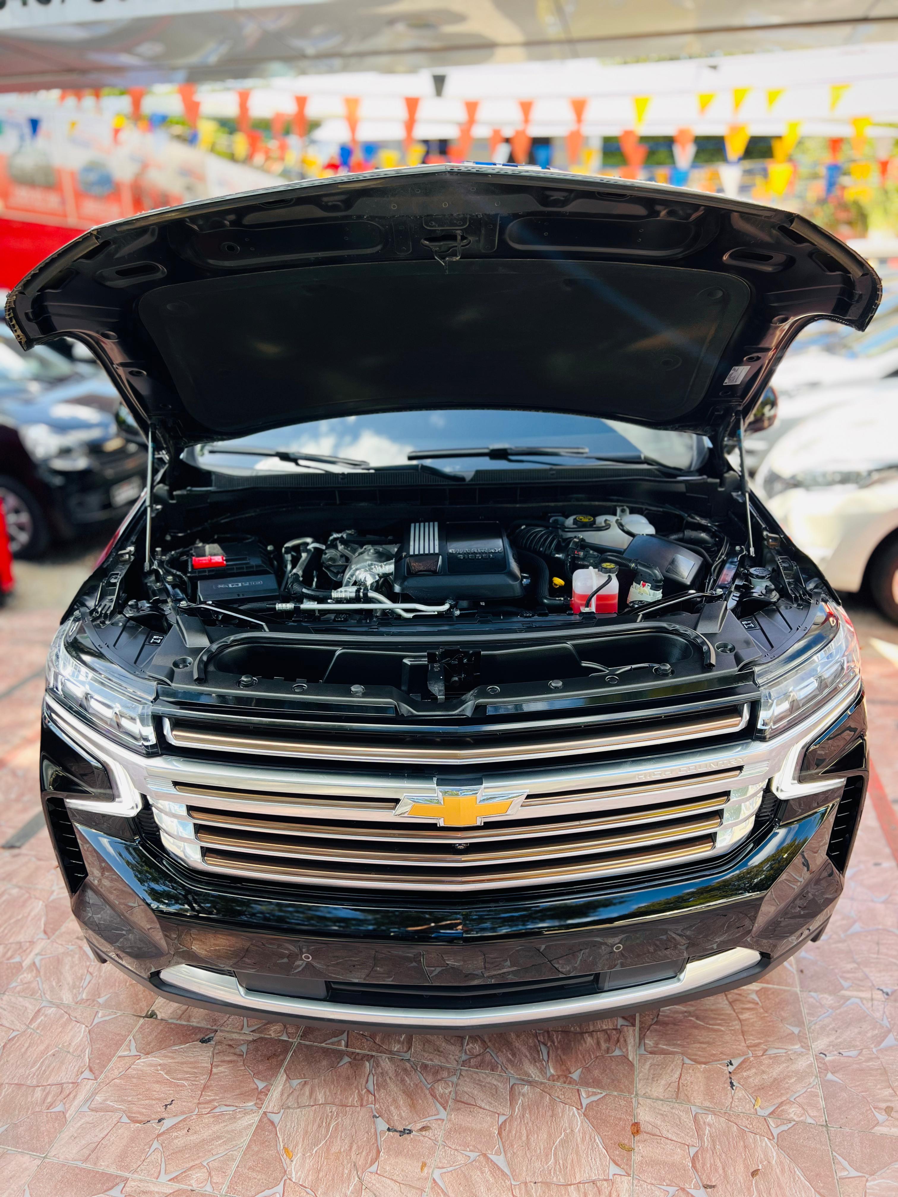 Chevrolet Tahoe High Country Foto 7258263-3.jpg