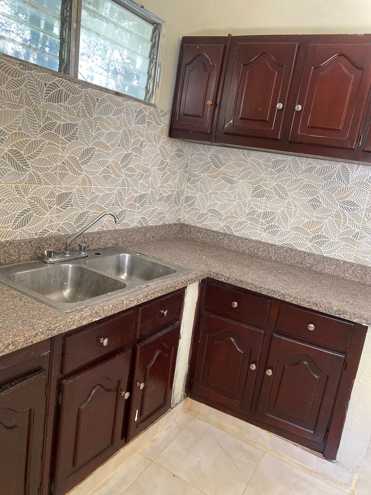 SE VENDE CASA EN ALPES 2 SANTO DOMINGO ESTE Foto 7258343-5.jpg
