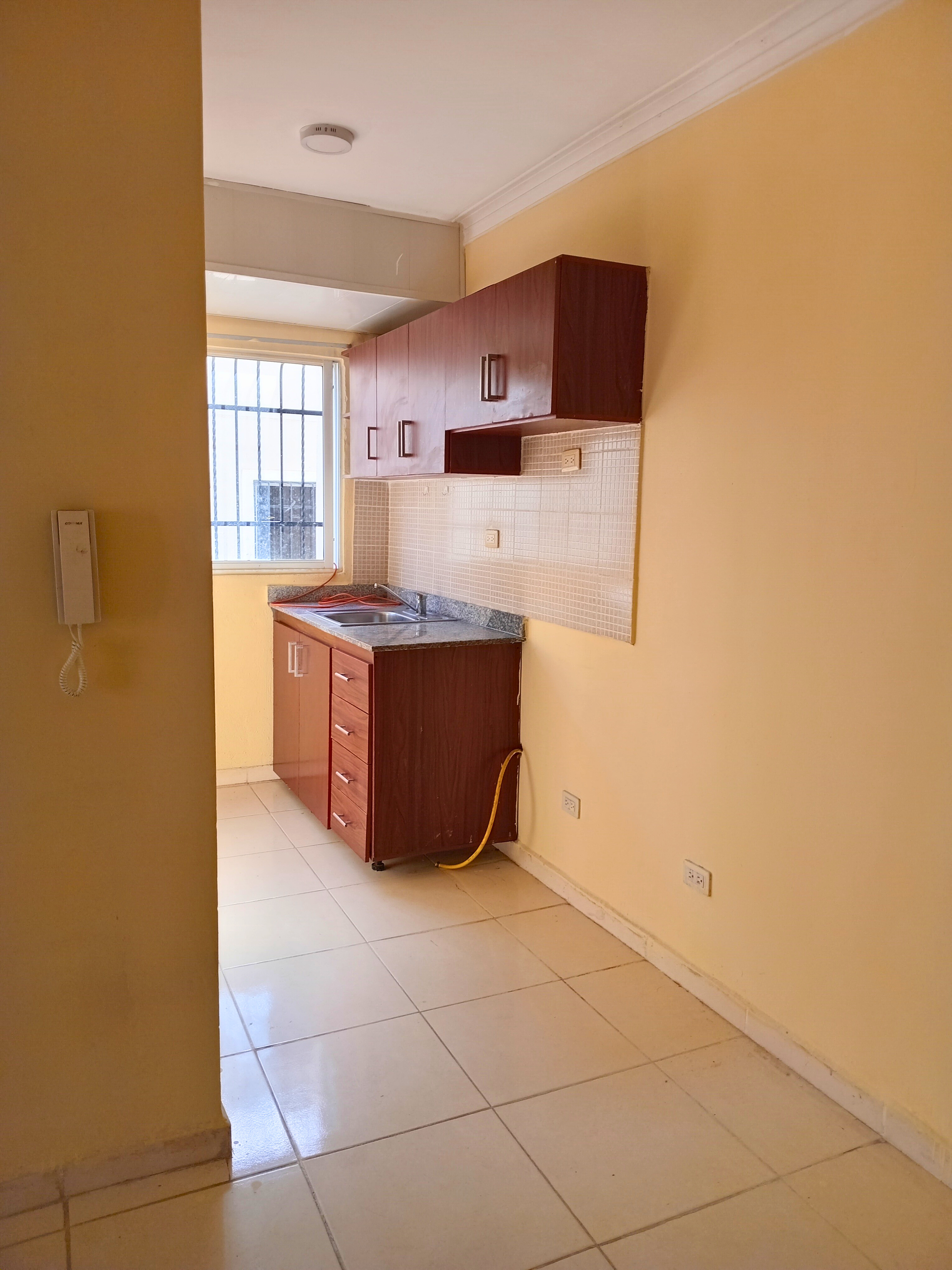 APARTAMENTO ECONÓMICO Y CÓMODO  Foto 7258344-6.jpg