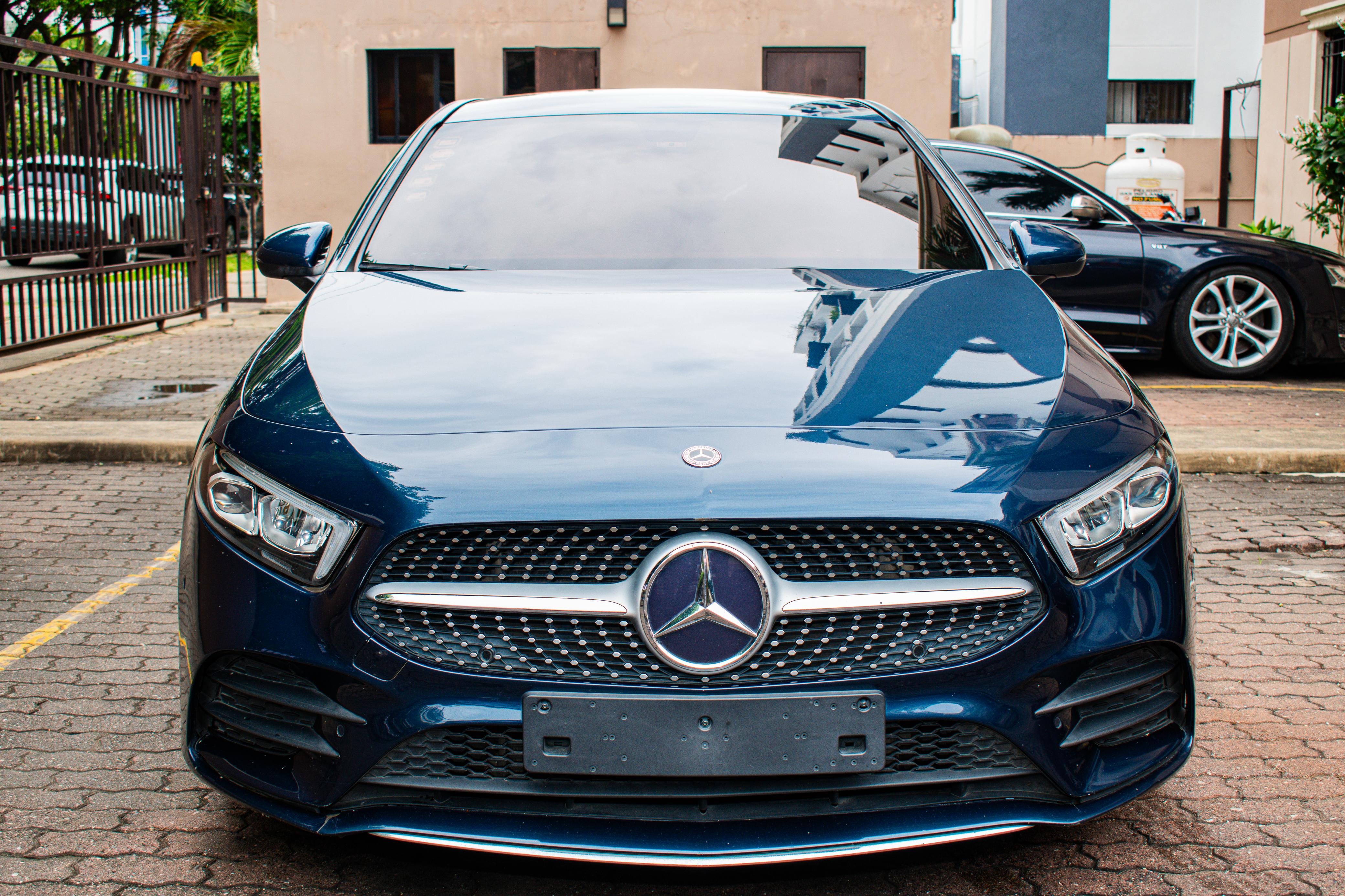 Vendo Mercedes Benz A200 Azul Kit AMG Foto 7258439-12.jpg